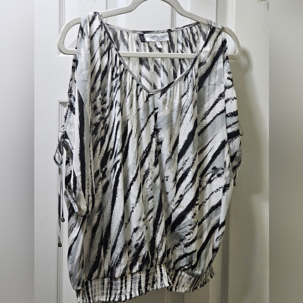 Jennifer Lopez Women's top